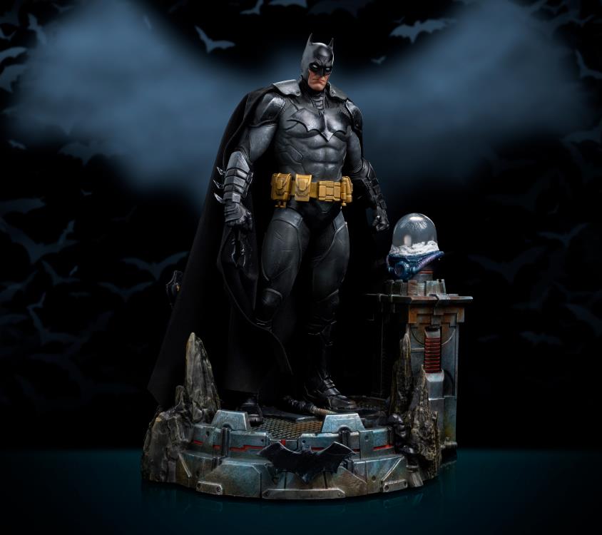 Pre-Order Iron Studios DC Comics Batman Unleashed Deluxe Statue